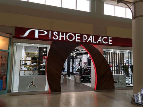 who owns shoe palace